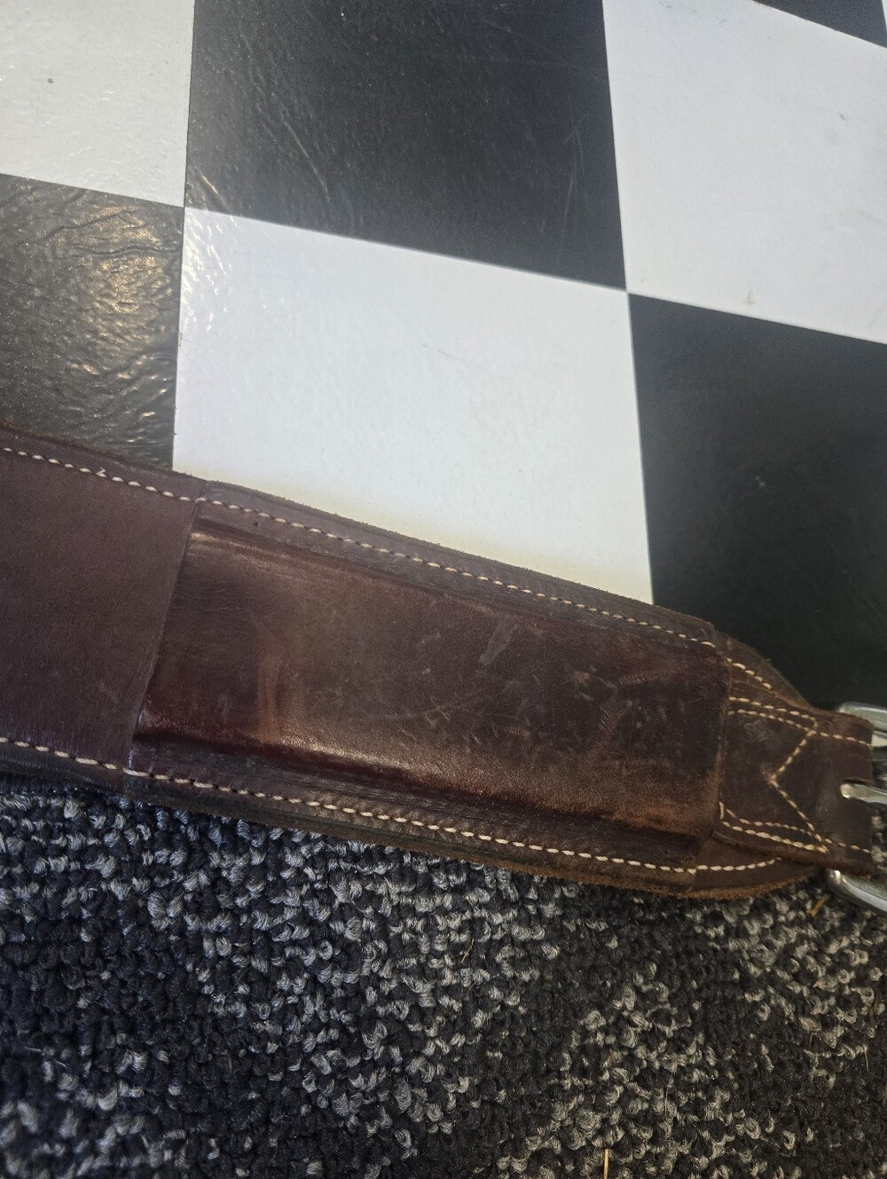 Martin Rear Hind Cinch - Picture 8 of 15